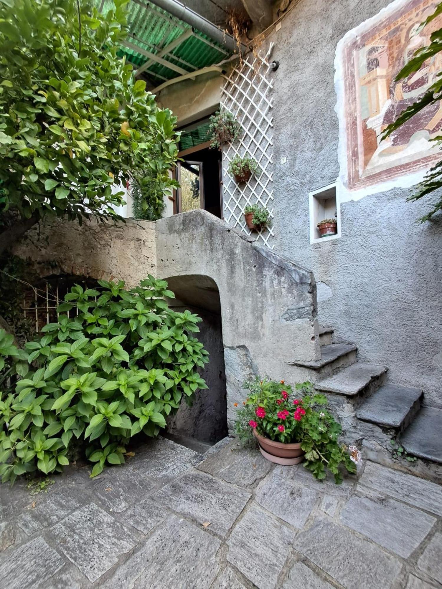 Nonna Anita Castelveccana Exterior foto